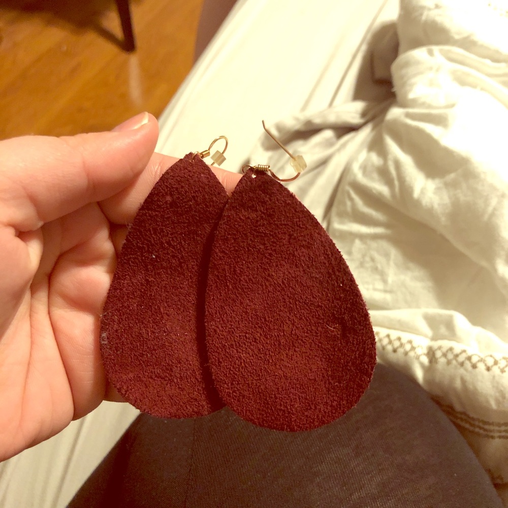 Nickel & Suede Earrings . Maroon/ large size